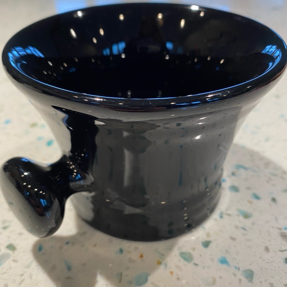 Liquid Logic Shaving Mug w/Knob Handle